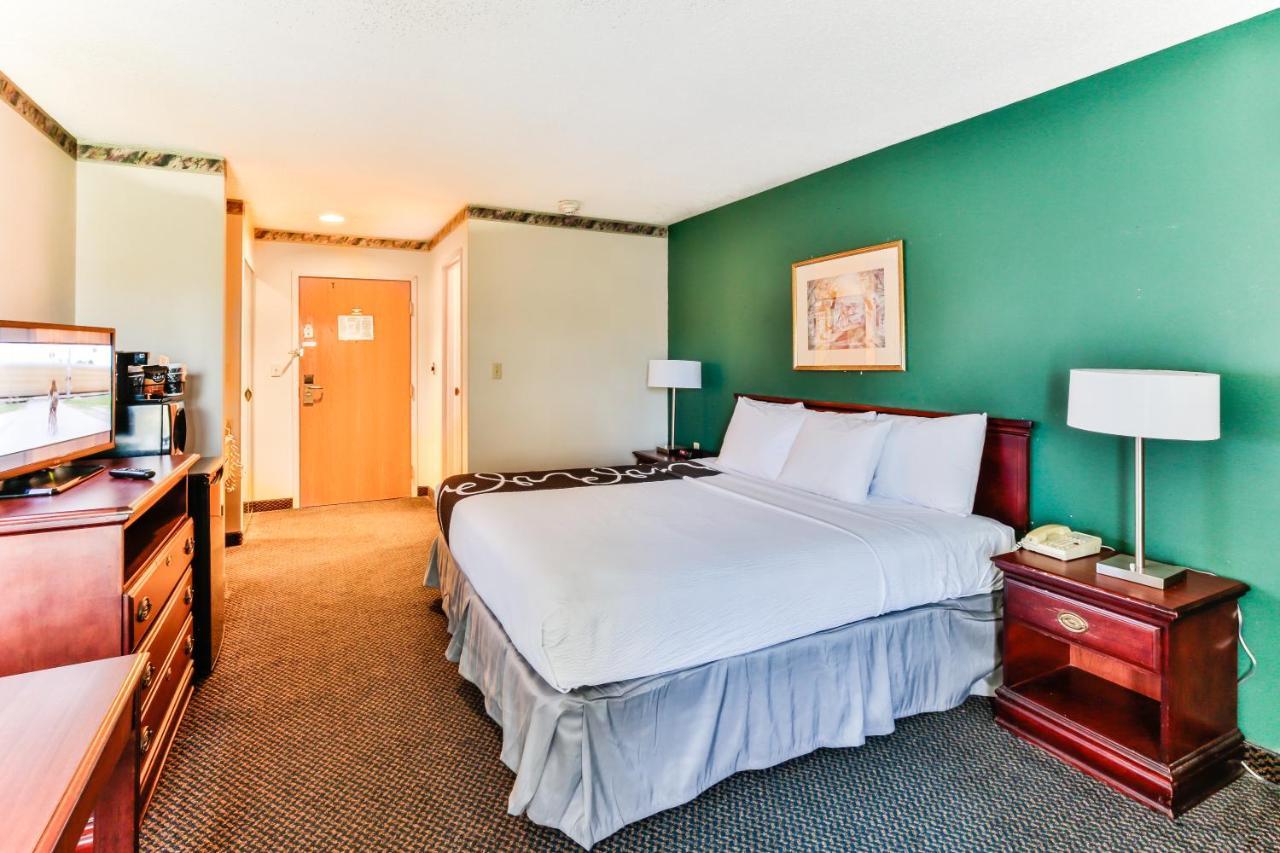 The View Inn & Suites Bethlehem / Allentown / Lehigh Airport Esterno foto