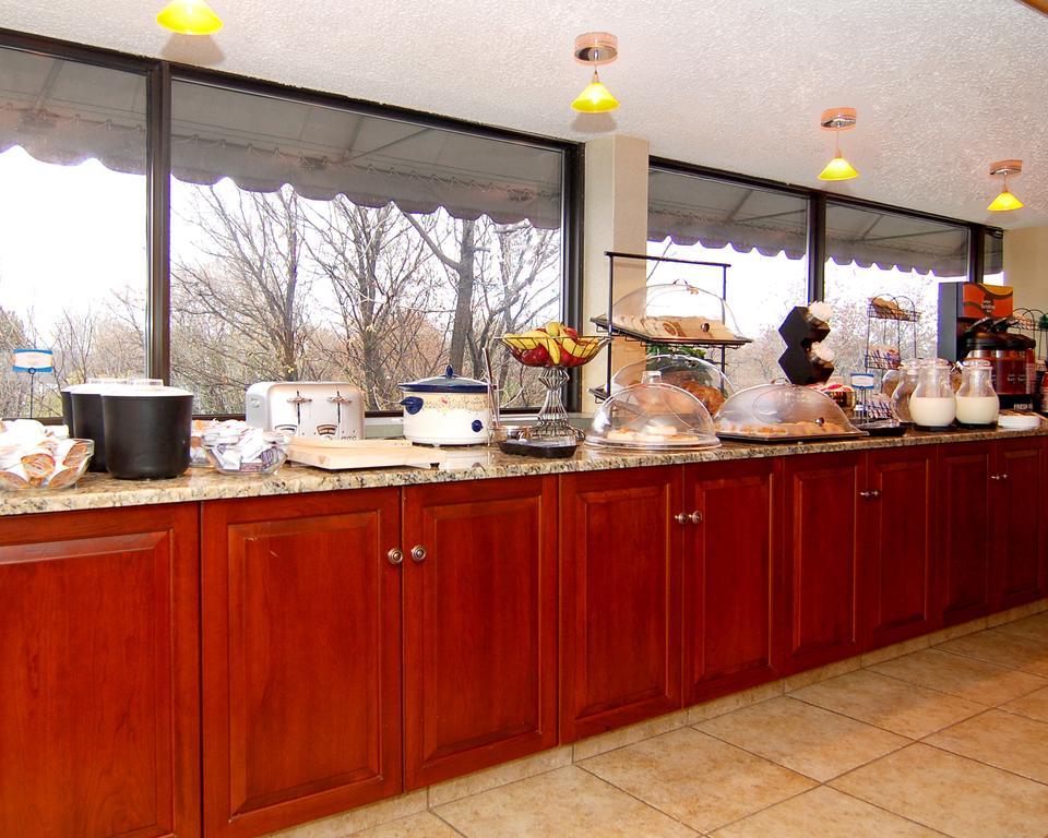 The View Inn & Suites Bethlehem / Allentown / Lehigh Airport Esterno foto
